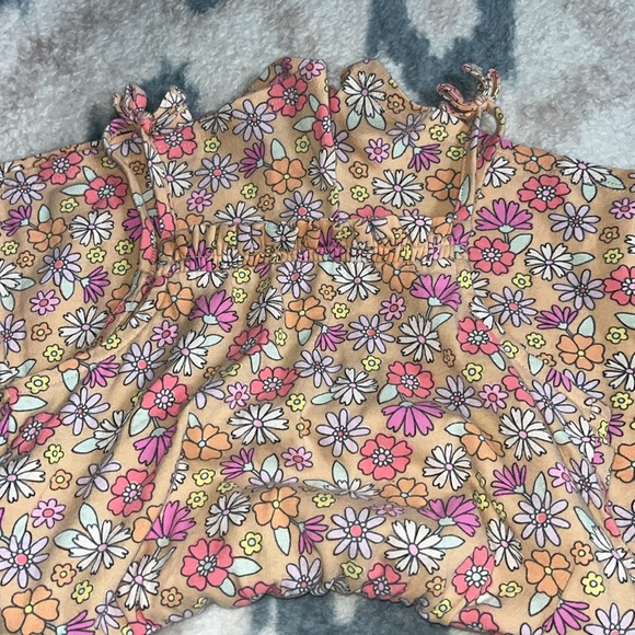 3 for $8 Girl’s Romper - Picture 3 of 4